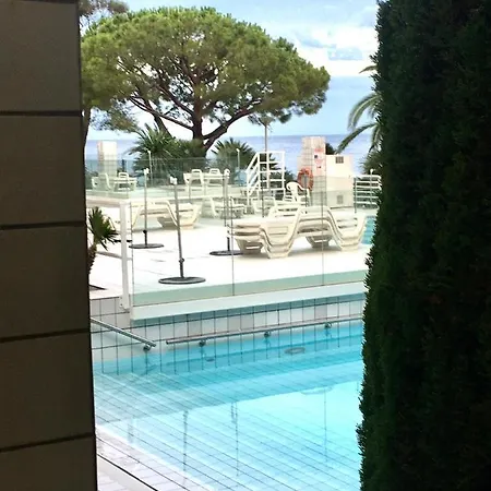 Monaco, Elegant & Quiet Renovated Apartment, In Fontvieille District, With Terrace & Pool, 15Min Walk To Port Hercule Apartment *