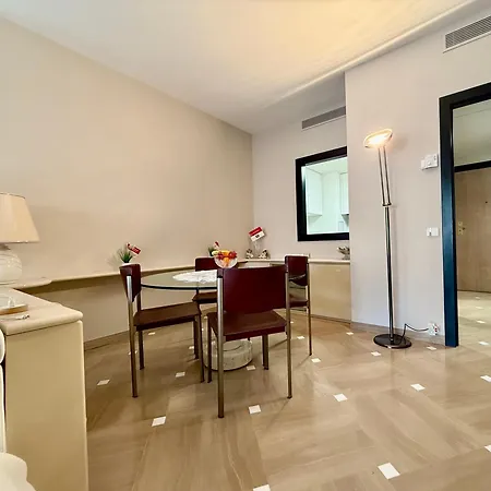 Apartment Monaco, Elegant & Quiet Renovated Apartment, In Fontvieille District, With Terrace & Pool, 15Min Walk To Port Hercule *