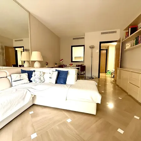 Apartment Monaco, Elegant & Quiet Renovated Apartment, In Fontvieille District, With Terrace & Pool, 15Min Walk To Port Hercule Monte Carlo