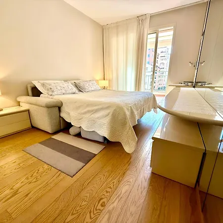 Monaco, Elegant & Quiet Renovated Apartment, In Fontvieille District, With Terrace & Pool, 15Min Walk To Port Hercule Monte Carlo